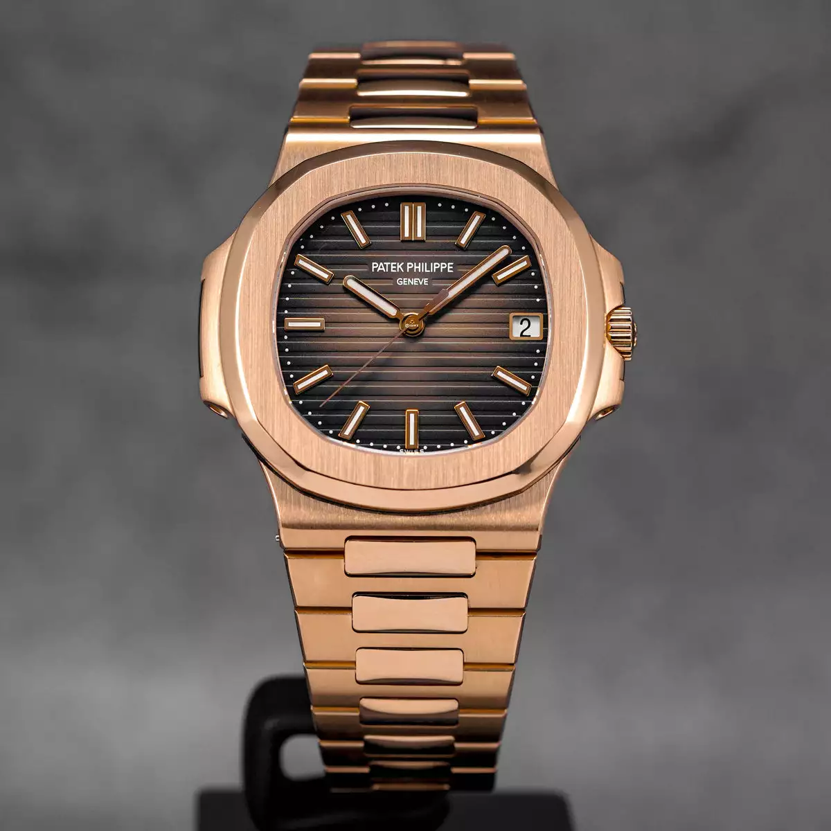 Patek Philippe Nautilus 5711/1R Brown Dial Rose Gold Plated 40mm Case Size Men’s Watch ( Replica )