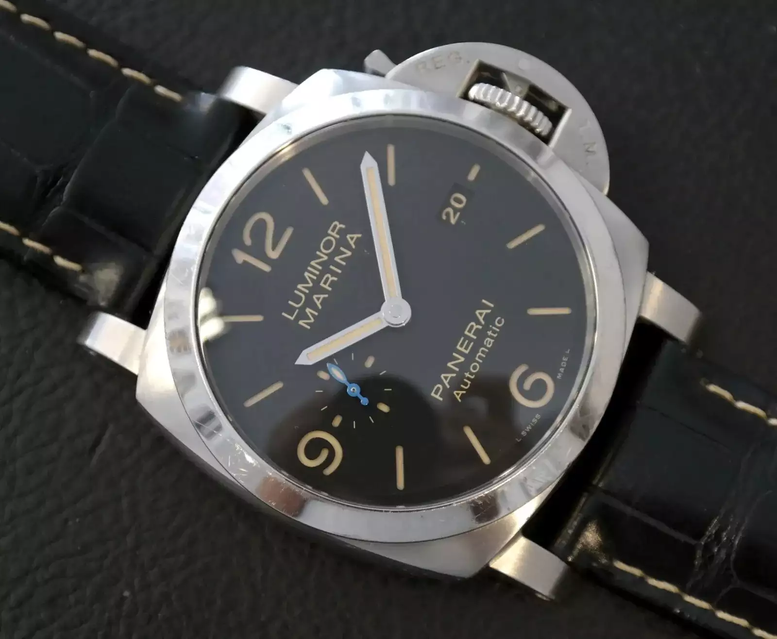 Panerai Luminor Marina 1950 Black Dial Strap Men’s Watch 44mm PAM01312 ( Replica )