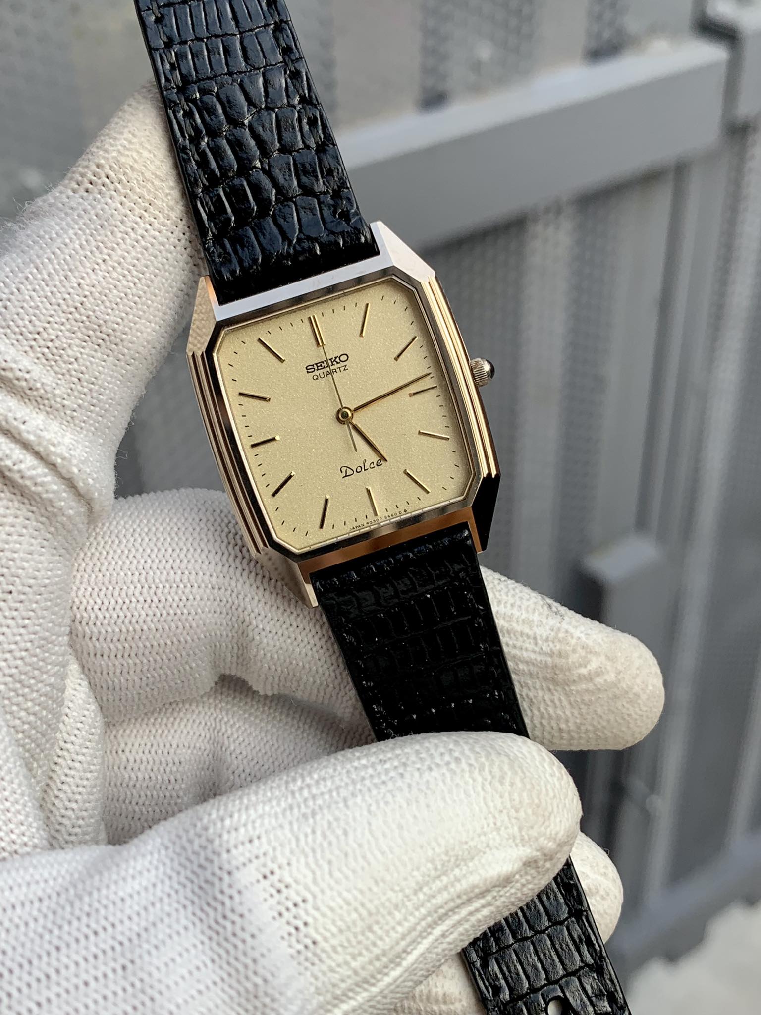 Seiko Dolce Vintage Quartz Watch - Gold Dial, Black Leather Strap (1980s)