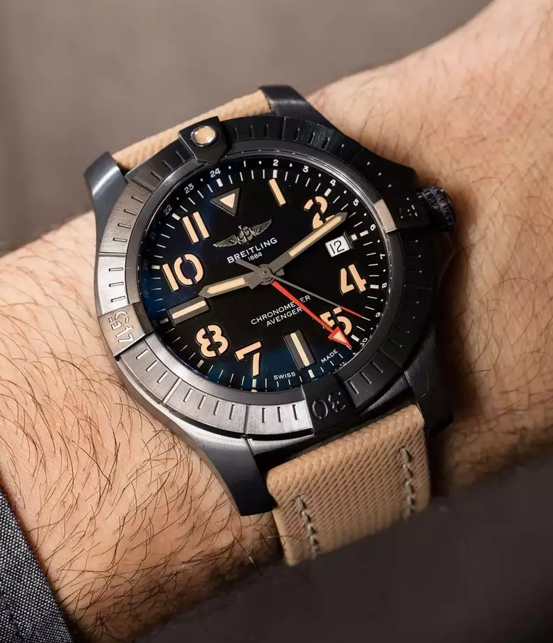 Breitling V32395101B1X2 Avenger II GMT Watch ( Replica )