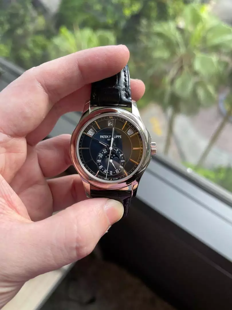 PATEK PHILIPPE  Complications Moon Phases Annual Calendar Automatic Blue Sunburst Dial Men’s Watch Item No. 5205G-013 ( Replica )