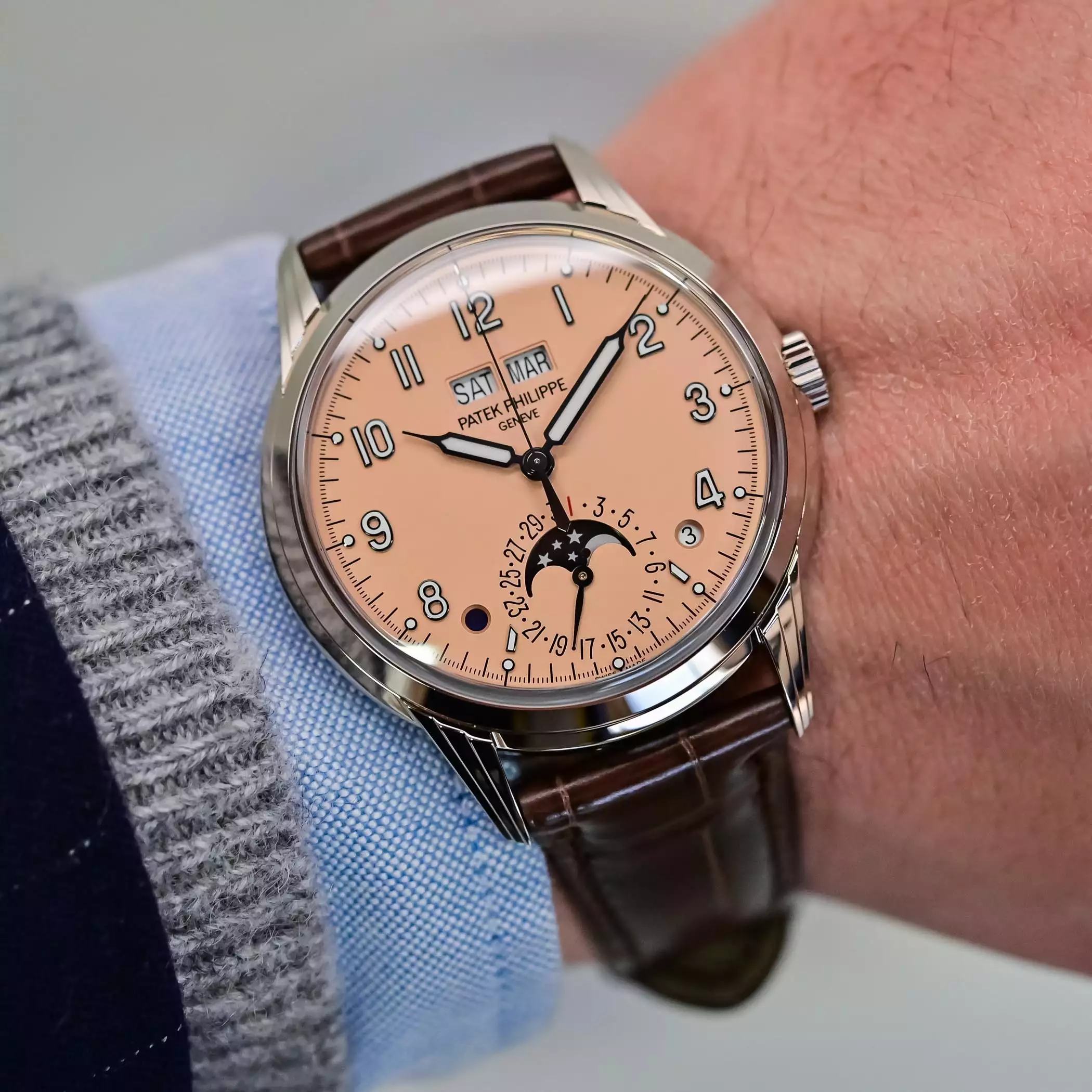 Patek Philippe  Grand Complications Perpetual Automatic Men’s Watch Item No. 5320G-011 ( Replica )